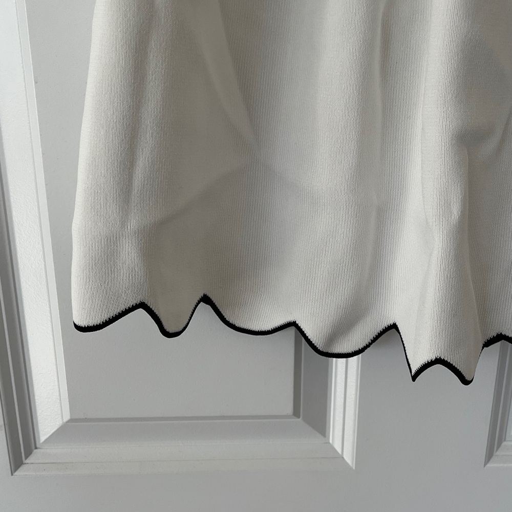 English Factory | NWT White Dress with Black Scallop Trim - Picture 5 of 5